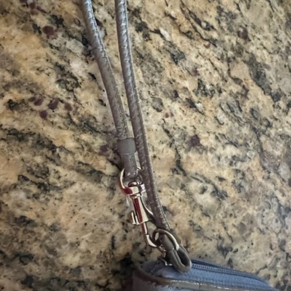 Blue Coach large zipper close wallet with detachable wrist strap - Picture 3 of 6